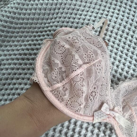 Vtg Y2K Victoria's Secret Unlined Demi Bra Sheer Pink Lace Bow Lolita Size 34C - Picture 4 of 5